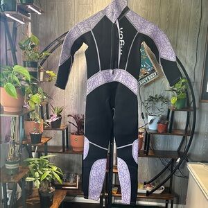 New Vohw Wetsuit